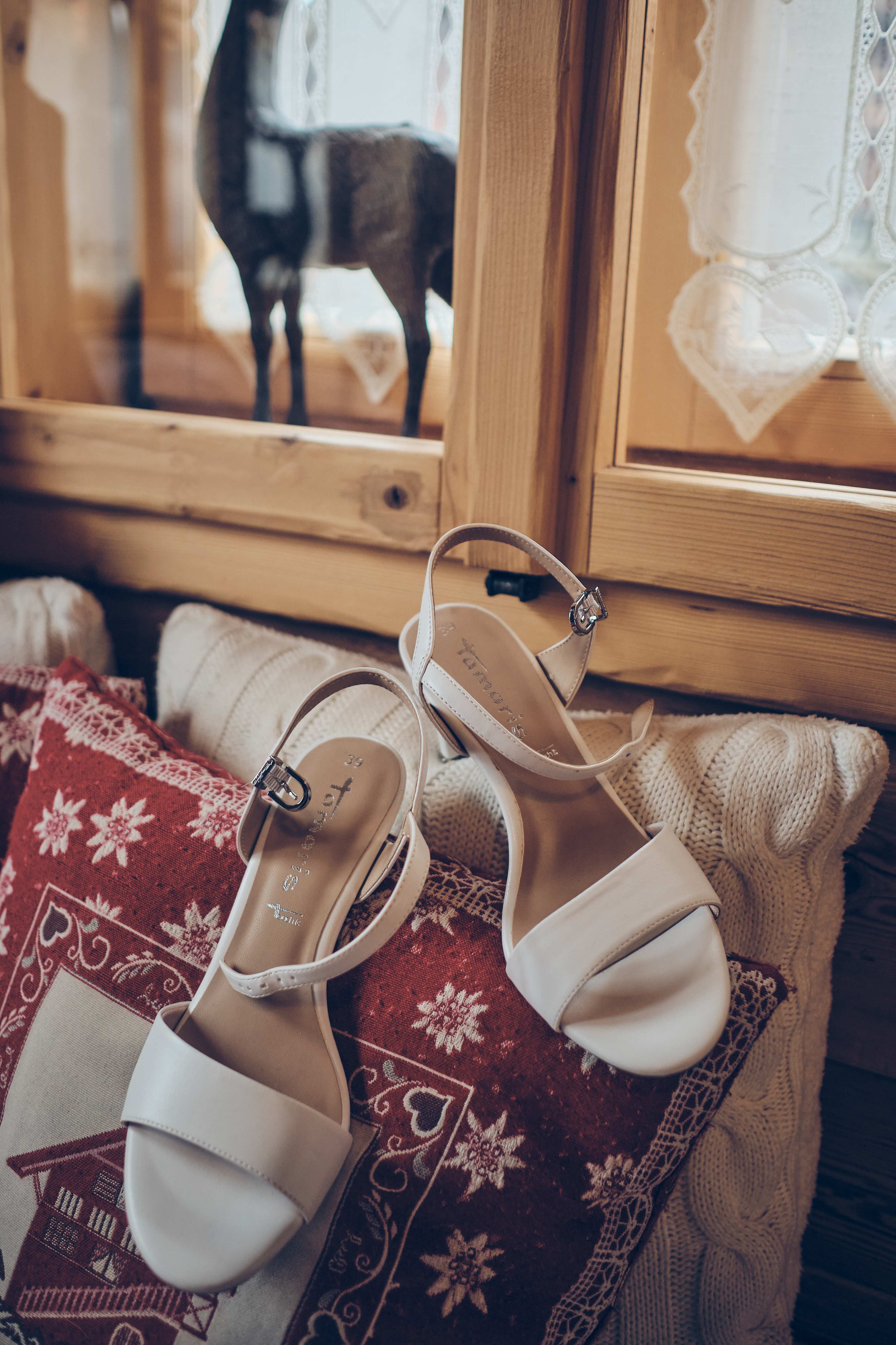 Stilleben Brautschuhe